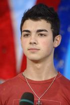 Jonas Brothers : jonas_brothers_1212525056.jpg