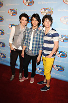 Jonas Brothers : jonas_brothers_1217460446.jpg