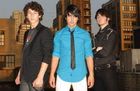 Jonas Brothers : jonas_brothers_1218610443.jpg