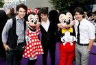 Jonas Brothers : jonas_brothers_1221768000.jpg