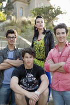 Jonas Brothers : jonas_brothers_1286044605.jpg