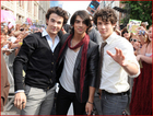 Jonas Brothers : jonas_brothers_1290032395.jpg