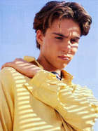 Jonathan Brandis : HandOnShoulderSad.jpg