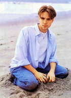 Jonathan Brandis : brand210.jpg