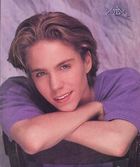 Jonathan Brandis : jb33.jpg