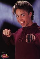 Jonathan Brandis : jb54.jpg