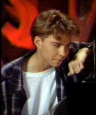 Jonathan Brandis : jonb166.jpg