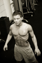 Jonathan Lipnicki : jonathan-lipnicki-1357578935.jpg