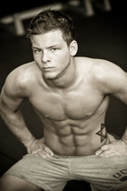 Jonathan Lipnicki : jonathan-lipnicki-1357578967.jpg