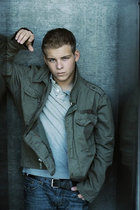 Jonathan Lipnicki : jonathan_lipnicki_1276172705.jpg