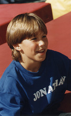 Jonathan Taylor Thomas : hcjtt85.jpg