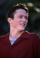 Jonathan Tucker : TI4U_u1148057261.jpg