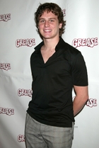 Jonathan Groff : jonathan-groff-1357499624.jpg