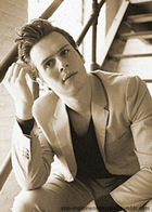 Jonathan Groff : jonathangroff_1301003544.jpg