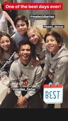 Jordan Fisher : TI4U1546367788.jpg