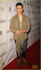 Jordan Fisher : jordan-fisher-1455483056.jpg