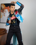 Jordan Fisher : jordan-fisher-1645902127.jpg