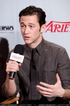 Joseph Gordon-Levitt : josephgl_1280103936.jpg