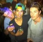 Josh Henderson : josh-henderson-1320323281.jpg