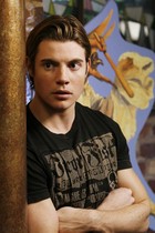 Josh Henderson : josh-henderson-1332261714.jpg