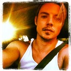 Josh Henderson : josh-henderson-1340806636.jpg