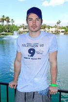 Josh Henderson : josh-henderson-1352689040.jpg