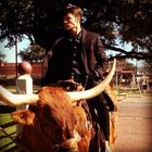 Josh Henderson : josh-henderson-1360387075.jpg