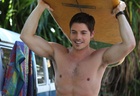 Josh Henderson : josh-henderson-1394984347.jpg