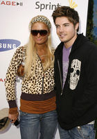 Josh Henderson : josh_henderson_1185632964.jpg