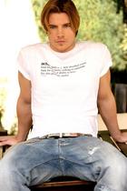 Josh Henderson : josh_henderson_1239163707.jpg