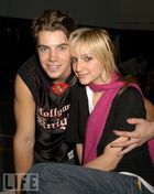 Josh Henderson : josh_henderson_1297373628.jpg