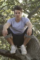 Josh Henderson : josh_henderson_1303493868.jpg