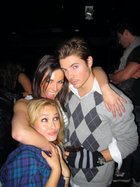 Josh Henderson : josh_henderson_1308334613.jpg