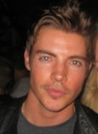 Josh Henderson : josh_henderson_1310660335.jpg