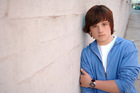 Josh Hutcherson : josh-hutcherson-1333648325.jpg