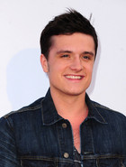 Josh Hutcherson : josh-hutcherson-1333830691.jpg