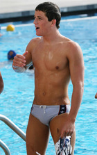 Josh Hutcherson : josh-hutcherson-1340574726.jpg