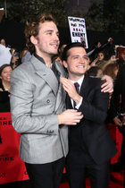 Josh Hutcherson : josh-hutcherson-1387069814.jpg