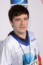 Josh Hutcherson : josh-hutcherson-1563670893.jpg