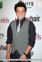 Josh Hutcherson : josh_hutcherson_1226798206.jpg