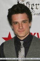 Josh Hutcherson : josh_hutcherson_1226798215.jpg