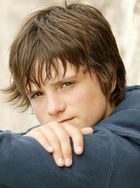 Josh Hutcherson : josh_hutcherson_1285346938.jpg