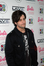 Josh Peck : josh-peck-1388761319.jpg