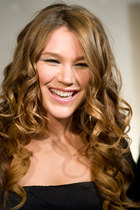 Joss Stone : joss-stone-1322910659.jpg