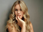 Joss Stone : jossstone_1280854986.jpg