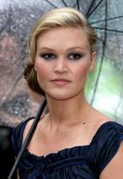 Julia Stiles : julia_stiles_1280855515.jpg