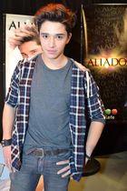 Julian Serrano : julian-serrano-1403275279.jpg