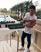 Julian Serrano : julian-serrano-1487444401.jpg