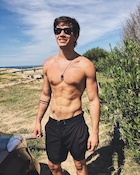 Julian Serrano : julian-serrano-1488083762.jpg