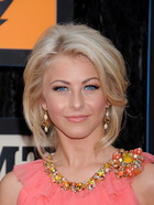 Julianne Hough : julianne-hough-1381251973.jpg